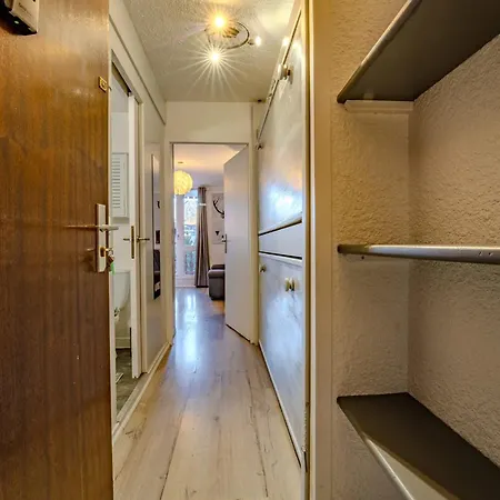 Slopeside 1br Balcony & Views In For 4 Apartment